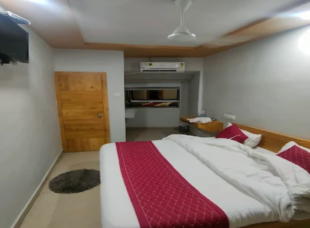1 x AC Room